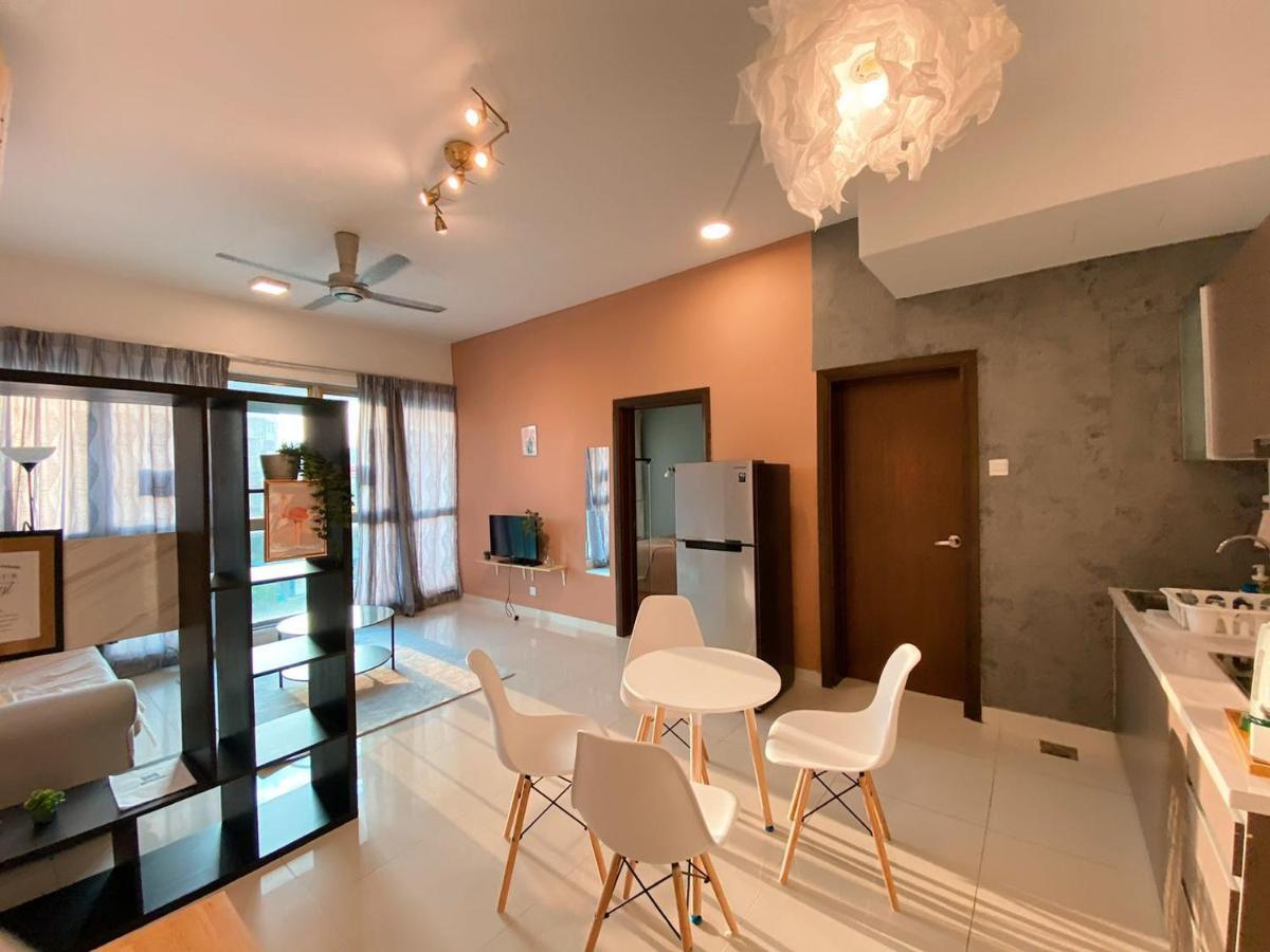 Klcc Inifinity Pool - The Regalia Residences & Suites By Kl Minsu Kuala Lumpur Exteriör bild