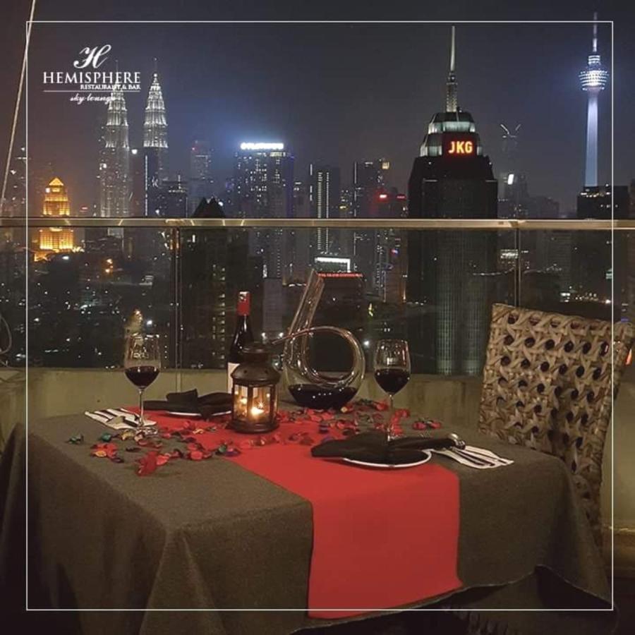 Klcc Inifinity Pool - The Regalia Residences & Suites By Kl Minsu Kuala Lumpur Exteriör bild